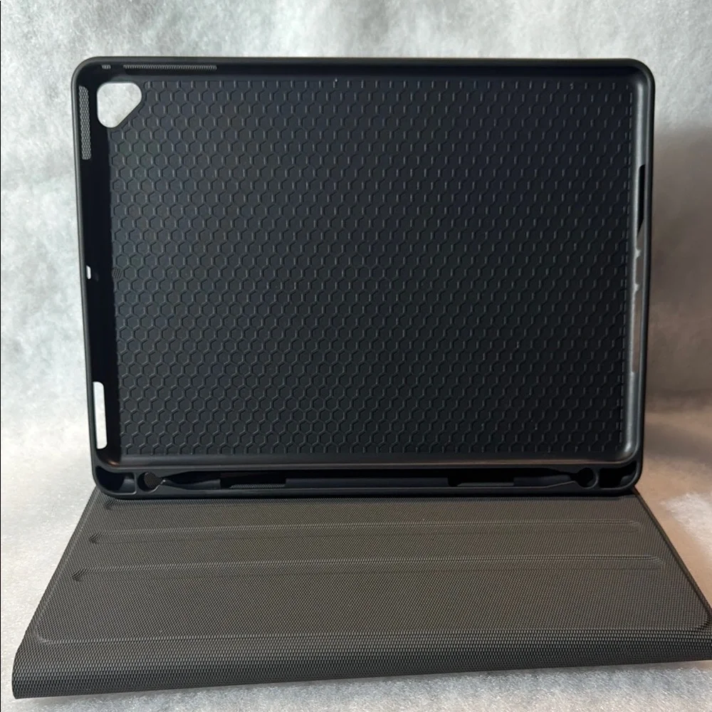 IPad Air 3 Black Tablet Case